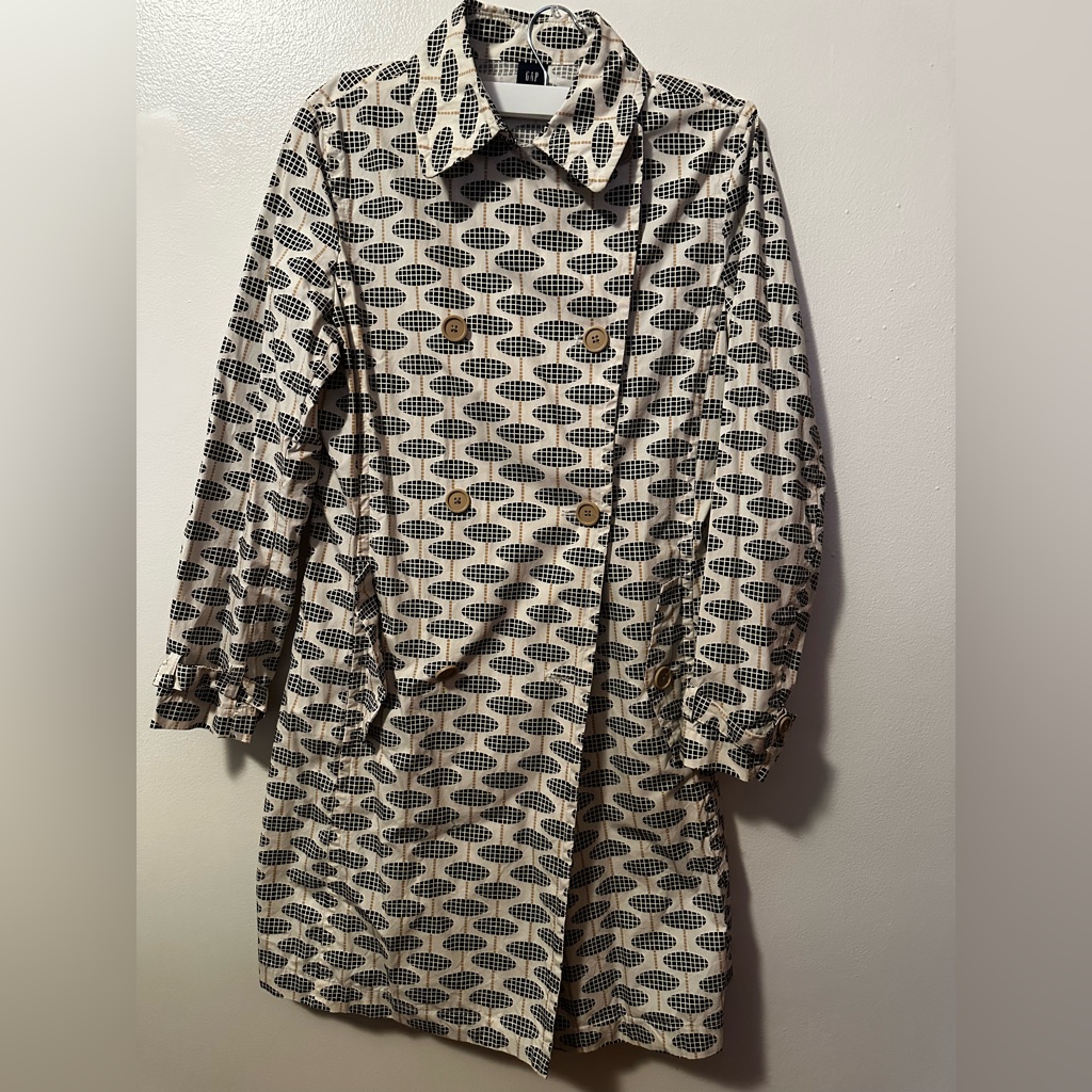 Gap Rain/ Spring Jacket.